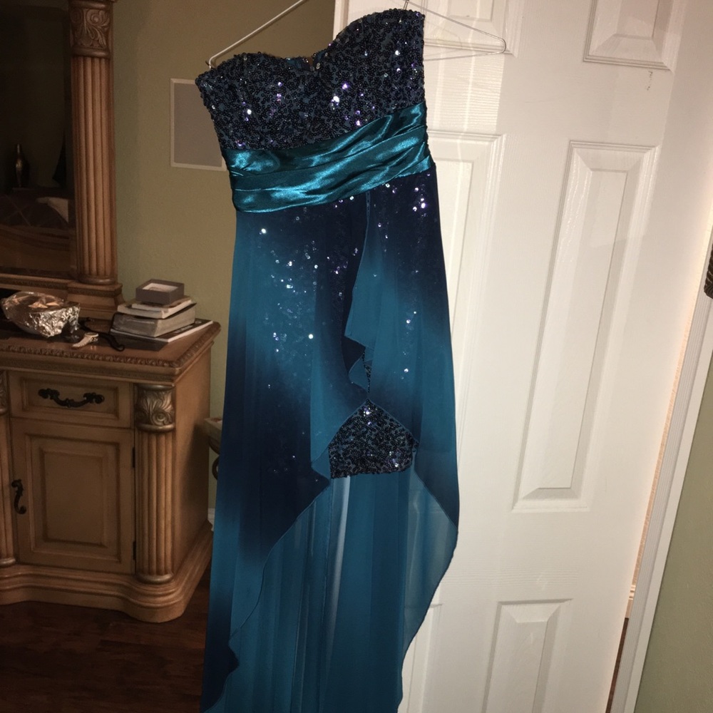 Strapless dress